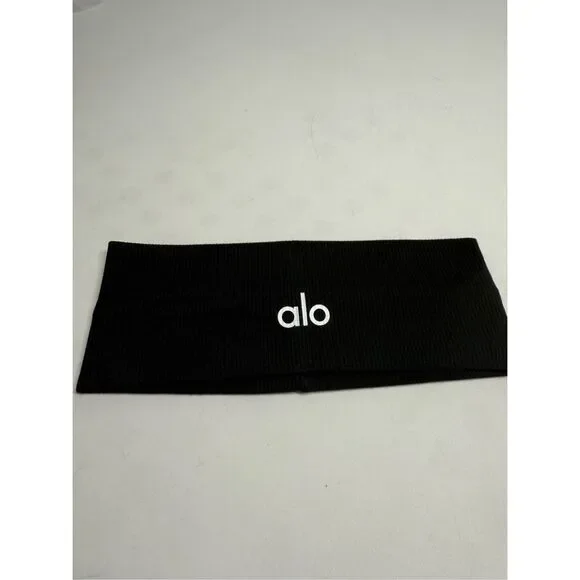 ALO Yoga | Accessories | Nwt Alo Yoga Performance Conquer  display picture 1